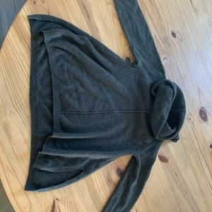 Gray turtle neck